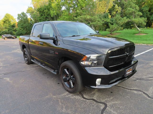 2017 Ram 1500 Express 4x4 Crew Cab 5'7" Box - 23079158 - 20