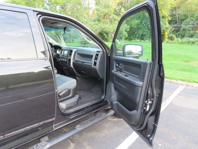 2017 Ram 1500 Express 4x4 Crew Cab 5'7" Box - 23079158 - 25