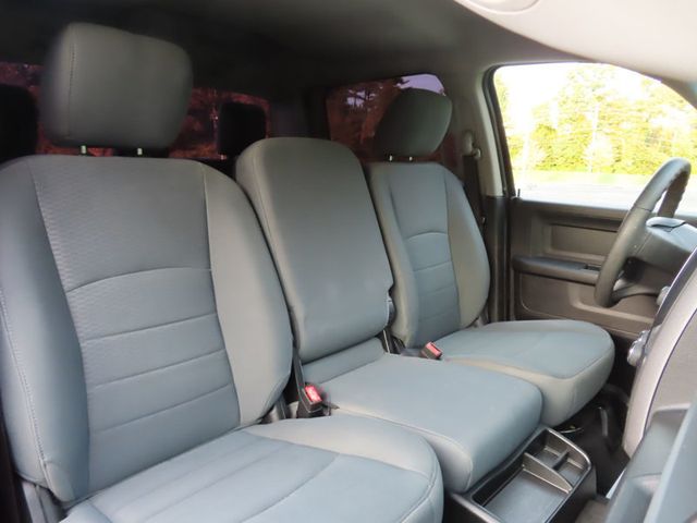 2017 Ram 1500 Express 4x4 Crew Cab 5'7" Box - 23079158 - 28
