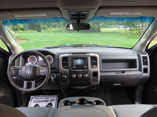 2017 Ram 1500 Express 4x4 Crew Cab 5'7" Box - 23079158 - 6