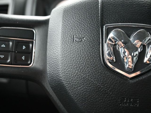 2017 Ram 1500 Express 4x4 Crew Cab 5'7" Box - 22991334 - 20