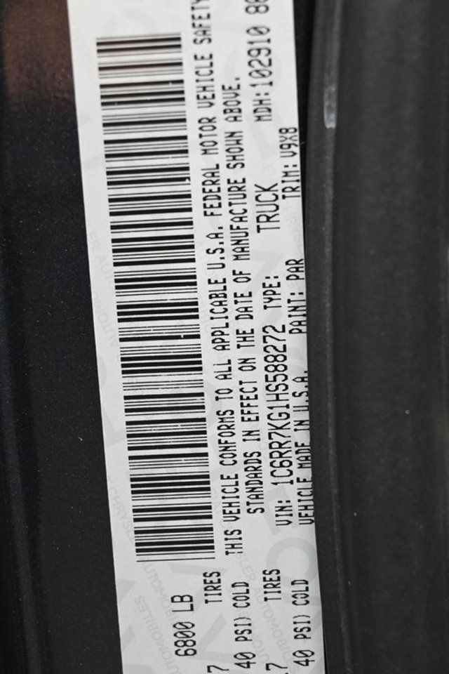 2017 Ram 1500 Express 4x4 Crew Cab 5'7" Box - 22991334 - 3