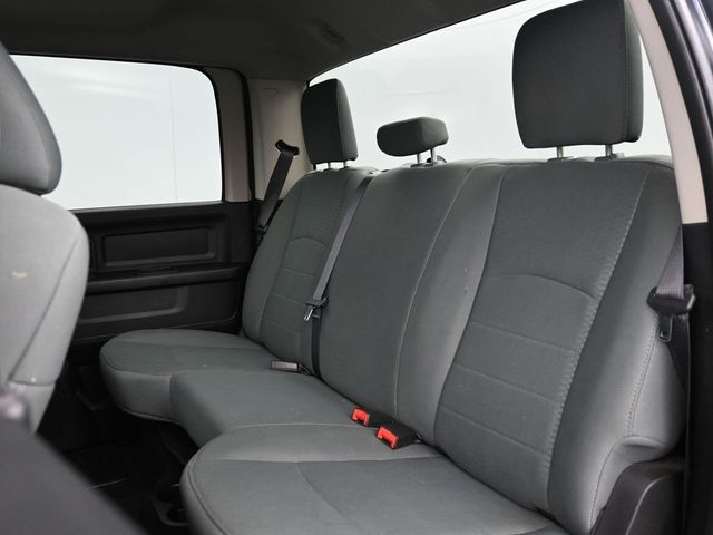 2017 Ram 1500 Express 4x4 Crew Cab 5'7" Box - 22991334 - 7