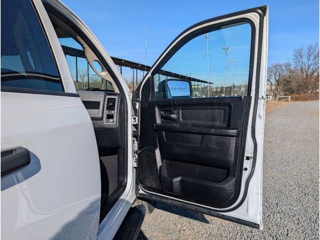 2017 Ram 1500 Express 4x4 Quad Cab 6'4" Box - 22958067 - 10