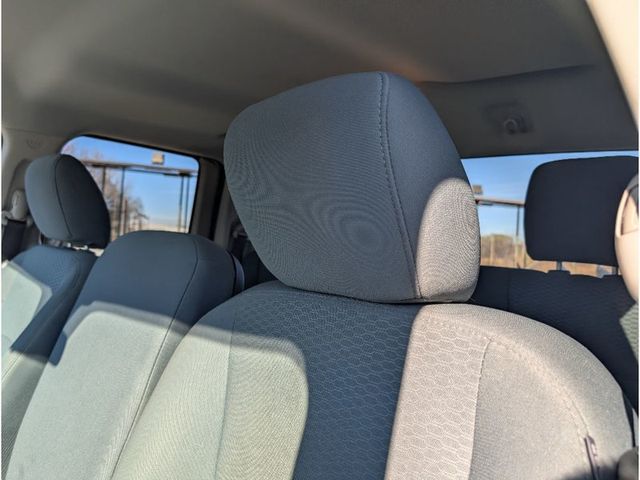 2017 Ram 1500 Express 4x4 Quad Cab 6'4" Box - 22958067 - 14