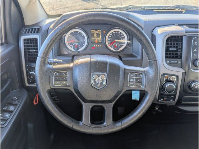 2017 Ram 1500 Express 4x4 Quad Cab 6'4" Box - 22958067 - 23