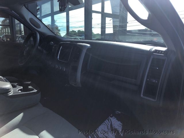 2017 Ram 1500 Express 4x4 Quad Cab 6'4" Box - 21458212 - 14