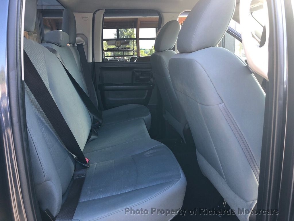 2017 Ram 1500 Express 4x4 Quad Cab 6'4" Box - 21458212 - 15