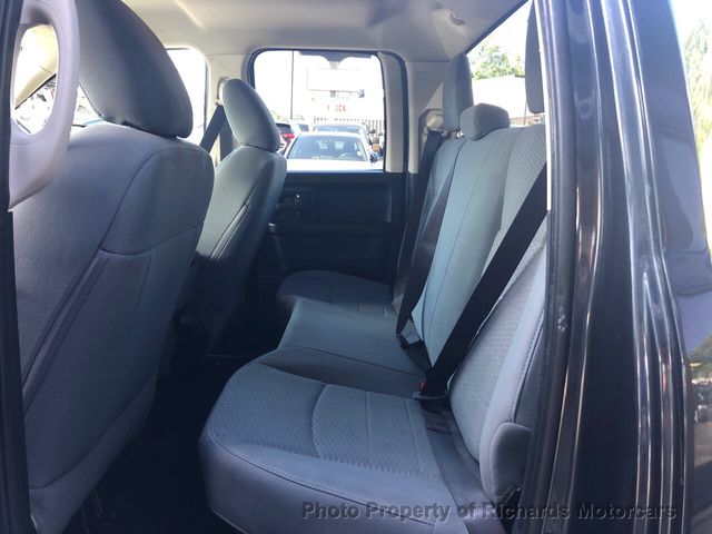 2017 Ram 1500 Express 4x4 Quad Cab 6'4" Box - 21458212 - 16