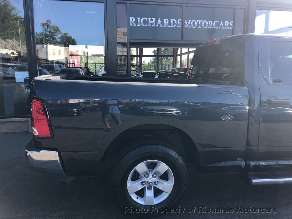 2017 Ram 1500 Express 4x4 Quad Cab 6'4" Box - 21458212 - 3