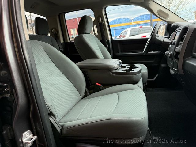 2017 Ram 1500 Express 4x4 Quad Cab 6'4" Box - 23023786 - 14