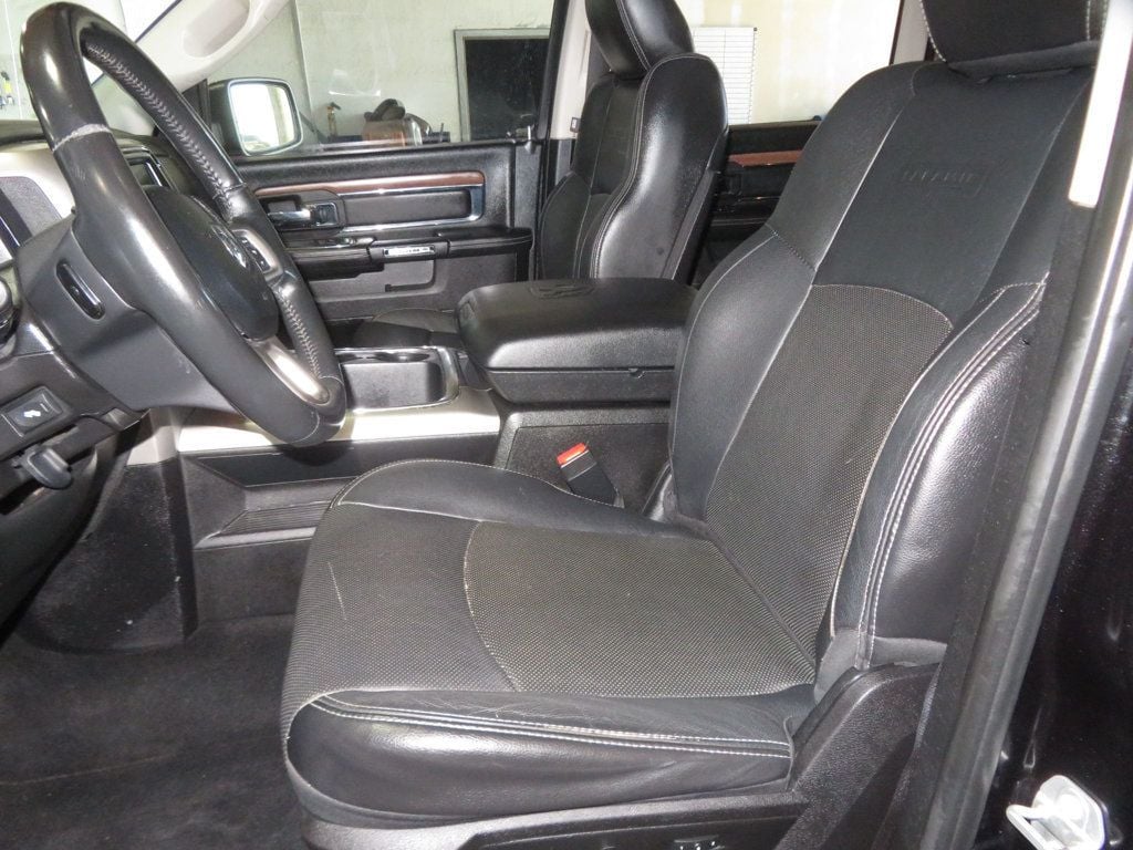 2017 Ram 1500 EXTRA CLEAN LARAMIE 4X4 RAM 34 SERVICE RECORDS LEATHER CREWCAB - 22932901 - 23