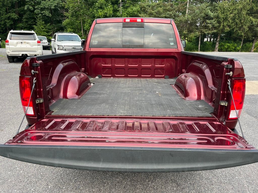 2017 Ram 1500 Hard to Find Regular Cab Short Bed Hemi 4x4 - 23055619 - 17