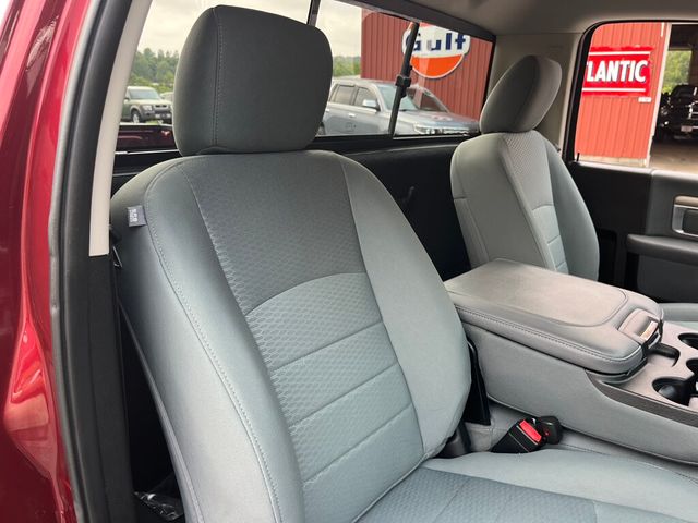 2017 Ram 1500 Hard to Find Regular Cab Short Bed Hemi 4x4 - 23055619 - 36