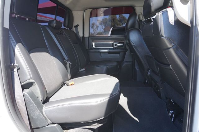 2017 Ram 1500 LARAMIE, 4WD, CHROME PACKAGE, BACKUP CAMERA, PREMIUM SOUND - 23036595 - 17