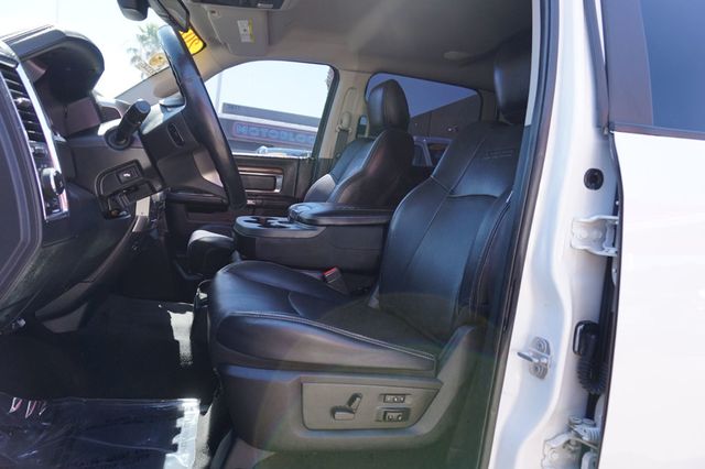 2017 Ram 1500 LARAMIE, 4WD, CHROME PACKAGE, BACKUP CAMERA, PREMIUM SOUND - 23036595 - 20