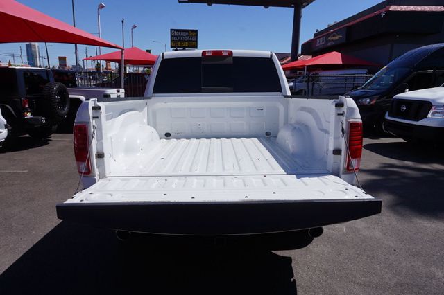 2017 Ram 1500 LARAMIE, 4WD, CHROME PACKAGE, BACKUP CAMERA, PREMIUM SOUND - 23036595 - 7