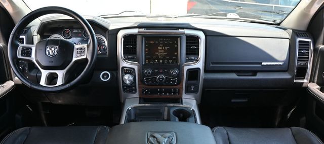 2017 Ram 1500 Laramie 4x4 Crew Cab  - 23050209 - 9