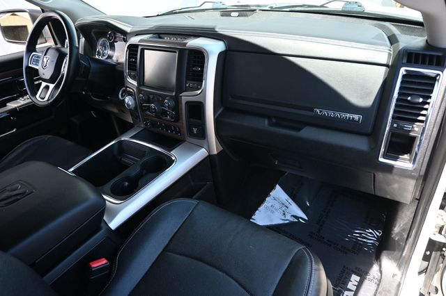 2017 Ram 1500 Laramie 4x4 Crew Cab  - 23050209 - 10