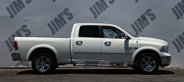 2017 Ram 1500 Laramie 4x4 Crew Cab  - 23050209 - 3