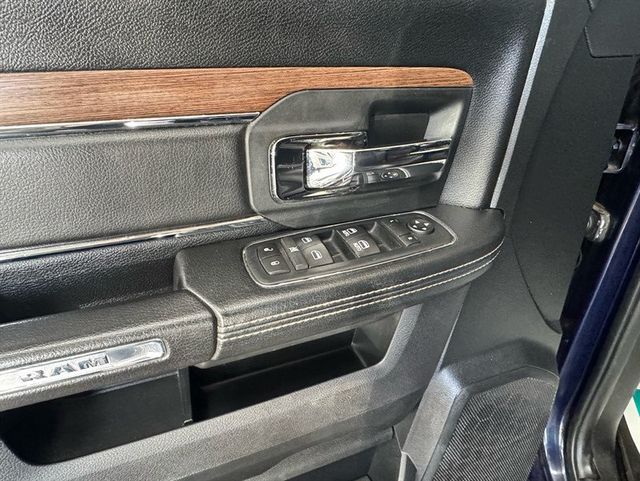 2017 Ram 1500 Laramie 4x4 Crew Cab 5'7" Box - 22955805 - 11