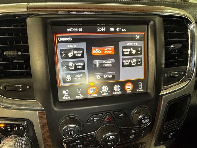 2017 Ram 1500 Laramie 4x4 Crew Cab 5'7" Box - 22955805 - 15