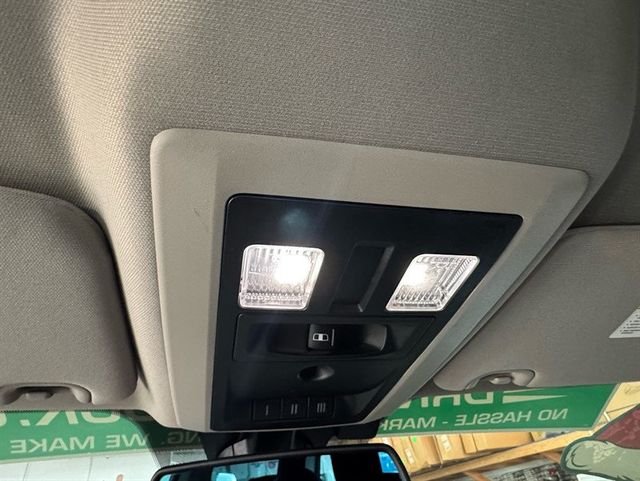 2017 Ram 1500 Laramie 4x4 Crew Cab 5'7" Box - 22955805 - 17