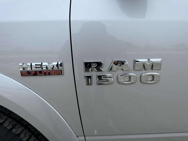 2017 Ram 1500 Laramie 4x4 Crew Cab 5'7" Box - 22966025 - 33