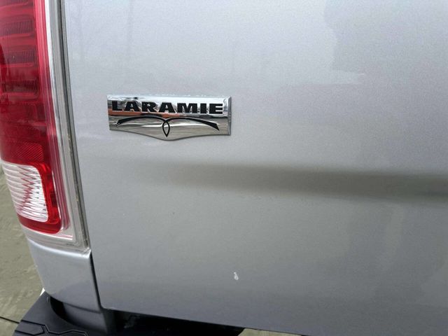 2017 Ram 1500 Laramie 4x4 Crew Cab 5'7" Box - 22966025 - 34