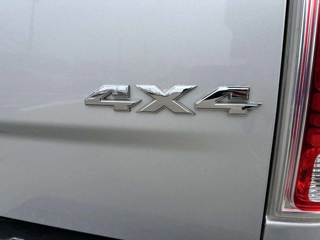 2017 Ram 1500 Laramie 4x4 Crew Cab 5'7" Box - 22966025 - 35