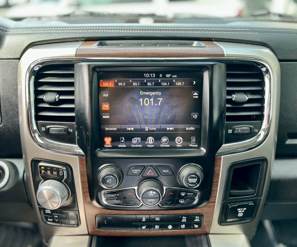 2017 Ram 1500 Laramie 4x4 Crew Cab 5'7" Box - 23011767 - 25