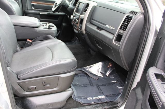 2017 Ram 1500 Laramie 4x4 Crew Cab 5'7" Box - 22991192 - 23