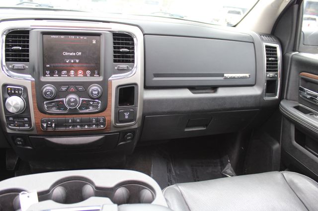 2017 Ram 1500 Laramie 4x4 Crew Cab 5'7" Box - 22991192 - 33