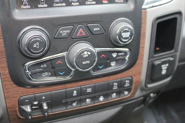 2017 Ram 1500 Laramie 4x4 Crew Cab 5'7" Box - 22991192 - 34