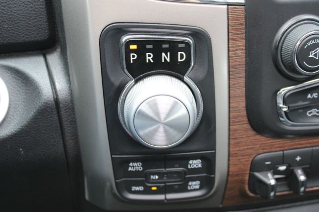 2017 Ram 1500 Laramie 4x4 Crew Cab 5'7" Box - 22991192 - 35