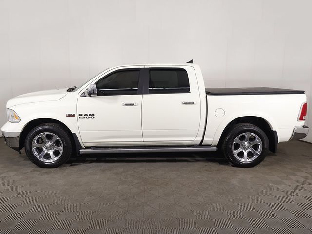 2017 Ram 1500 Laramie 4x4 Crew Cab 5'7" Box - 23087930 - 15