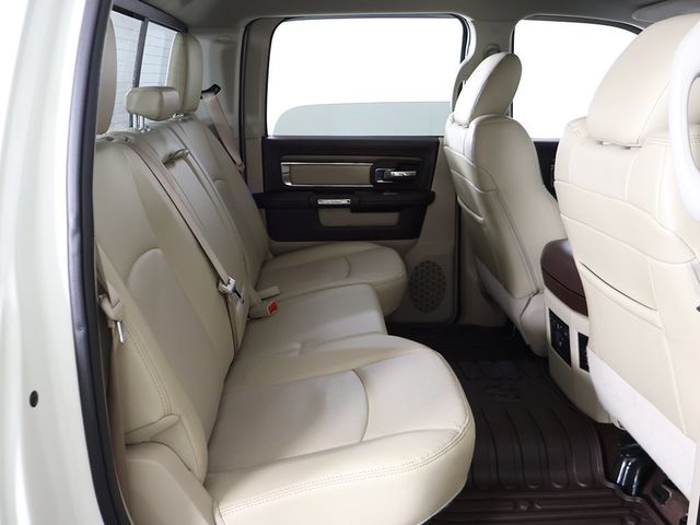 2017 Ram 1500 Laramie 4x4 Crew Cab 5'7" Box - 23087930 - 34