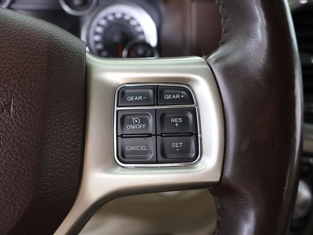2017 Ram 1500 Laramie 4x4 Crew Cab 5'7" Box - 23087930 - 42
