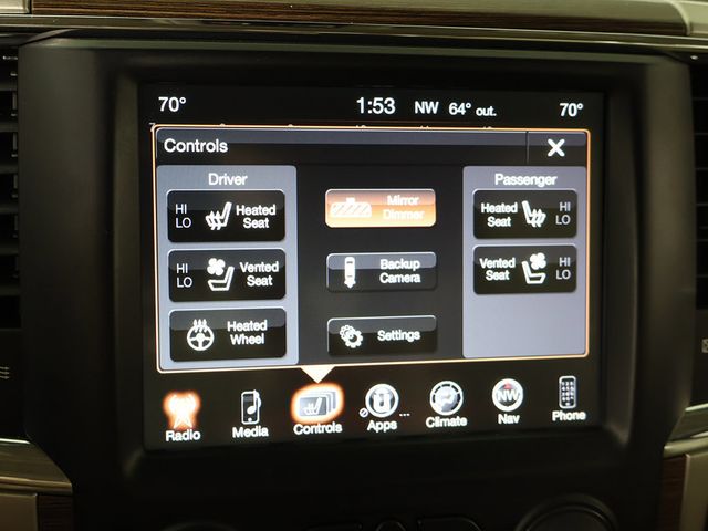 2017 Ram 1500 Laramie 4x4 Crew Cab 5'7" Box - 23087930 - 44