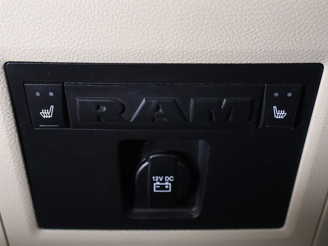 2017 Ram 1500 Laramie 4x4 Crew Cab 5'7" Box - 23087930 - 51
