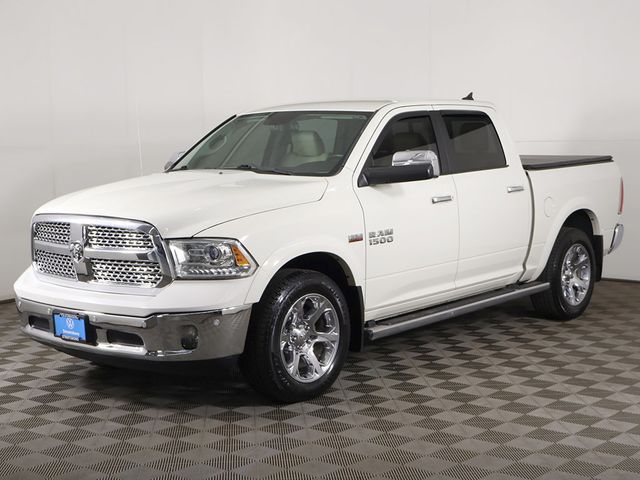 2017 Ram 1500 Laramie 4x4 Crew Cab 5'7" Box - 23087930 - 6