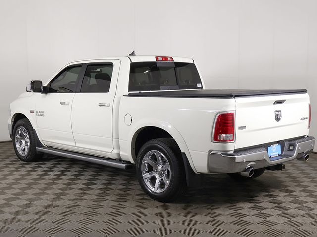 2017 Ram 1500 Laramie 4x4 Crew Cab 5'7" Box - 23087930 - 7
