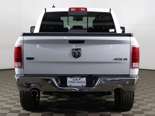 2017 Ram 1500 Laramie 4x4 Crew Cab 5'7" Box - 23027559 - 10