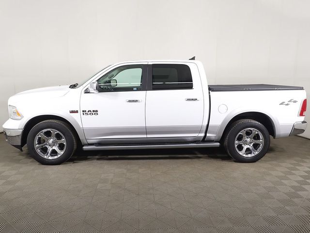 2017 Ram 1500 Laramie 4x4 Crew Cab 5'7" Box - 23027559 - 15
