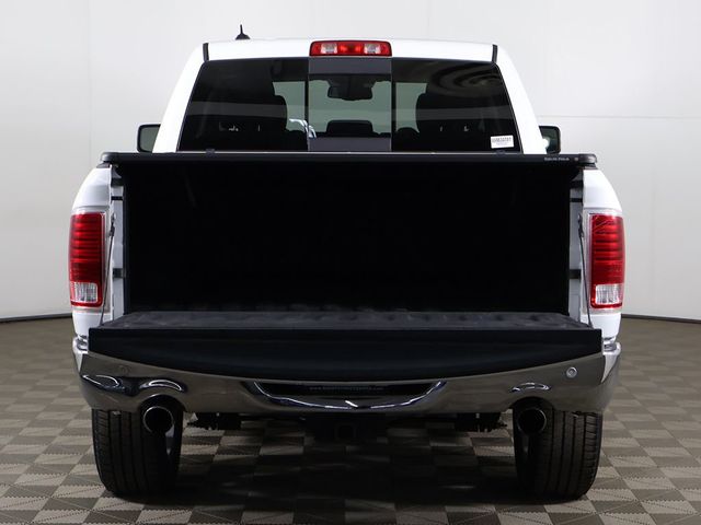2017 Ram 1500 Laramie 4x4 Crew Cab 5'7" Box - 23027559 - 17