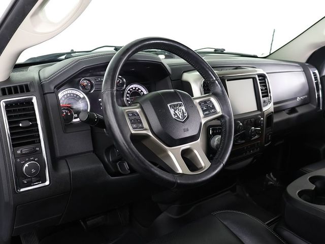 2017 Ram 1500 Laramie 4x4 Crew Cab 5'7" Box - 23027559 - 25