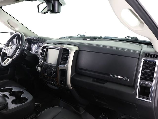 2017 Ram 1500 Laramie 4x4 Crew Cab 5'7" Box - 23027559 - 26