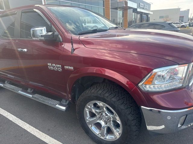 2017 Ram 1500 Laramie 4x4 Crew Cab 5'7" Box - 22951005 - 1