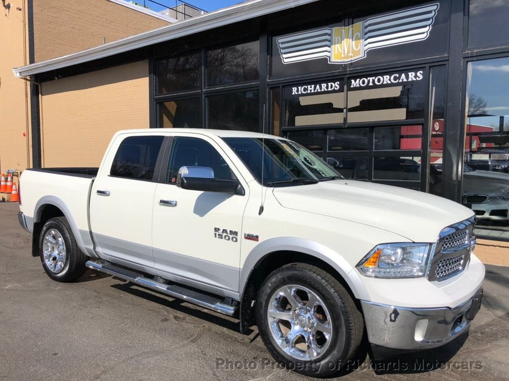 2017 Ram 1500 Laramie 4x4 Crew Cab 5'7" Box - 20622748 - 0