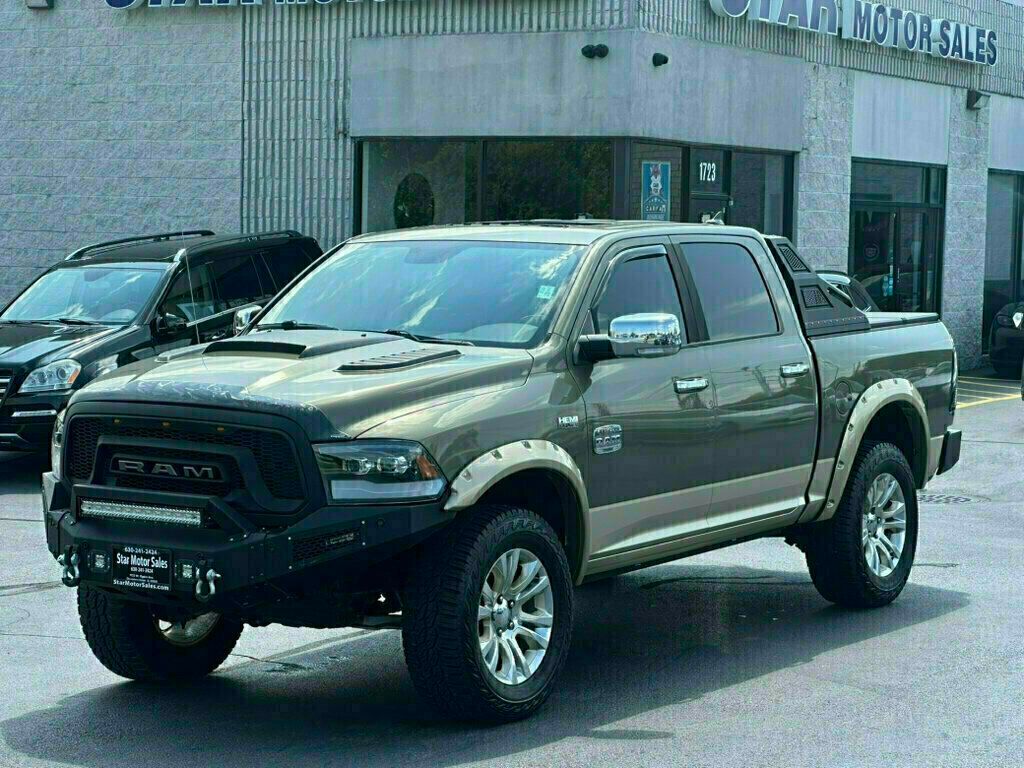 2017 Ram 1500 Laramie 4x4 Crew Cab 5'7" Box - 23054976 - 12